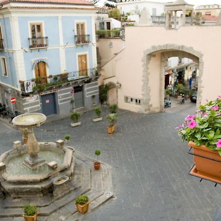 B&B La Piazzetta 파올라 외부 사진