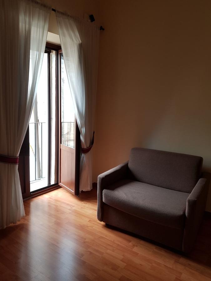 B&B La Piazzetta 파올라 외부 사진