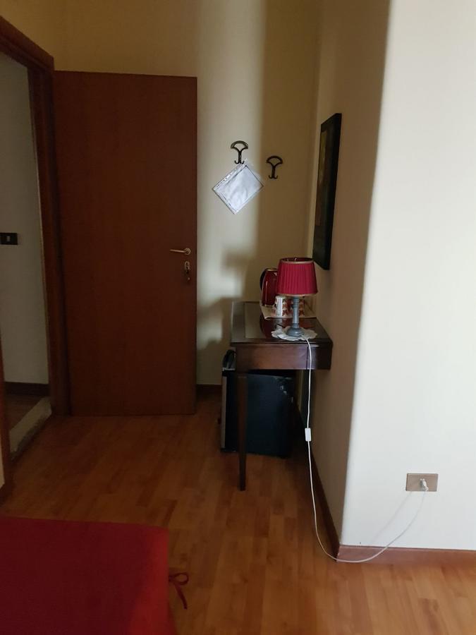 B&B La Piazzetta 파올라 외부 사진